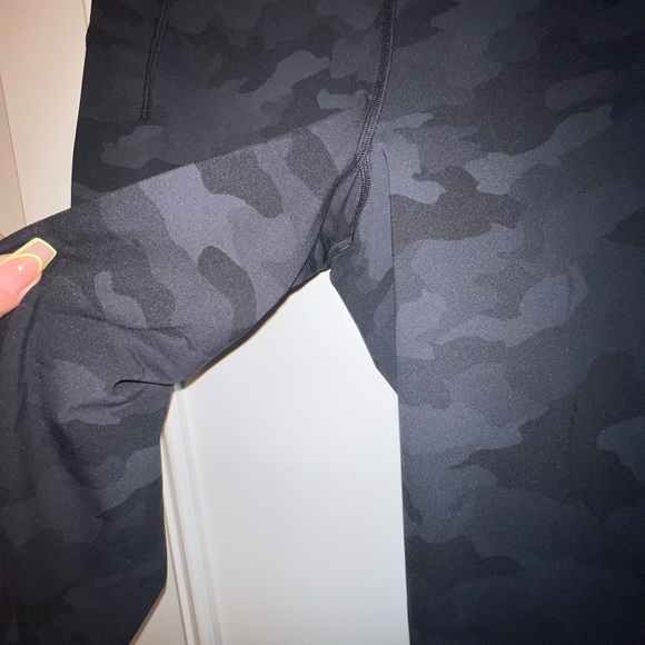 LULULEMON LEGGINGS - Picture 4 of 7